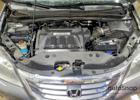 2010 Honda Odyssey Exl z USA, uszkodzony, nr VIN 5FNRL3H68AB032206